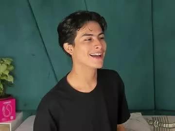 aaron_eze from Chaturbate