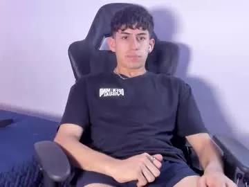 aaron_spencer13 from Chaturbate