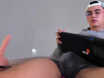 aaron_tate from Chaturbate