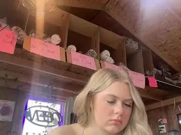 ababyy2901 from Chaturbate