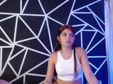 abby_and_chriss18 from Chaturbate