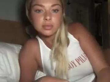 acaraaa from Chaturbate