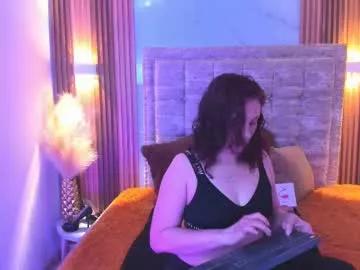 ada_mclaine2 from Chaturbate