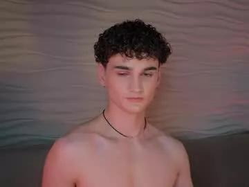 adam_21cm from Chaturbate