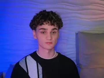 adam_21cm from Chaturbate