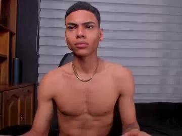 adam_piarse from Chaturbate