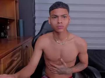 adam_piarse from Chaturbate