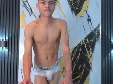 adam_piarse from Chaturbate