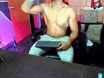 adam_valencia from Chaturbate