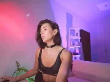 addictsqueen from Chaturbate