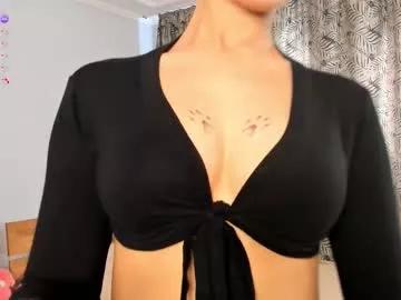 adelexx_zll from Chaturbate is Freechat