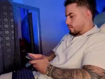 Ades_lowe webcams show profile image 