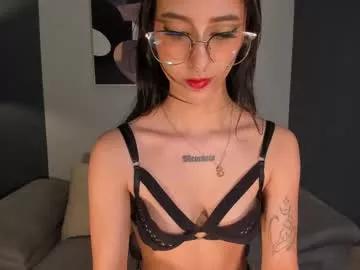 adharadonnet from Chaturbate