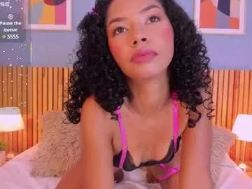 Aishavega webcams show profile image 