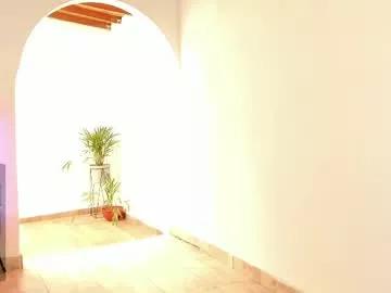 alanna_house1 from Chaturbate