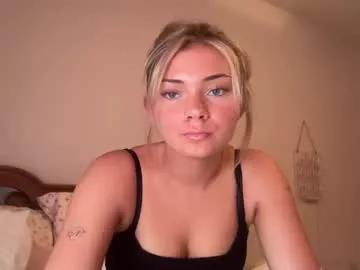 alaunaa from Chaturbate