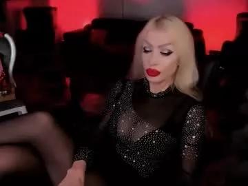 alfa_female from Chaturbate