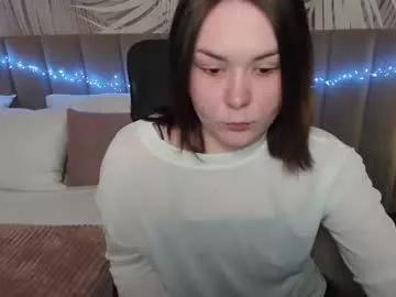alli_zi from Chaturbate