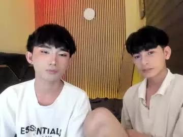 alluring_alpha from Chaturbate