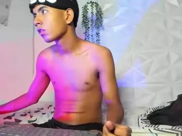 alluringangel01 from Chaturbate