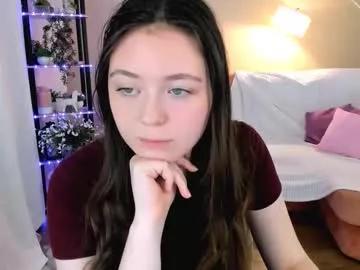 alluringeyess from Chaturbate