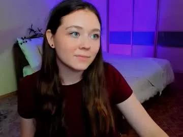 alluringeyess from Chaturbate