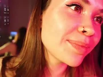 alma_yammy from Chaturbate