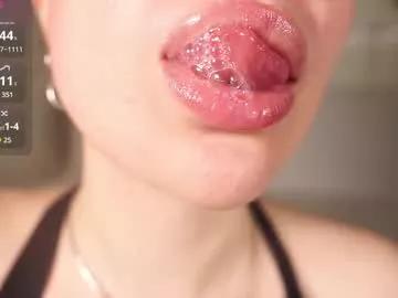 alma_yammy from Chaturbate