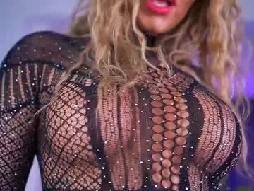 almavelia from Chaturbate