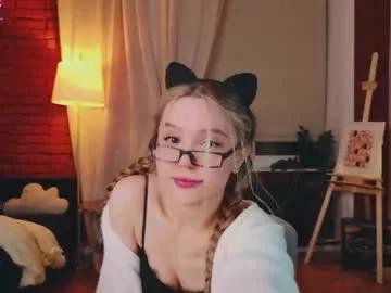 alyssmitsu on Chaturbate