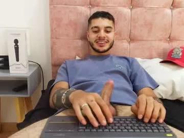 amadeo_wild from Chaturbate