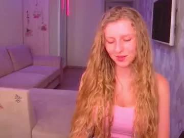 amaliaqueen999 from Chaturbate