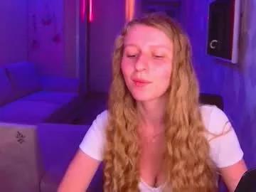 amaliaqueen999 from Chaturbate