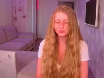amaliaqueen999 from Chaturbate