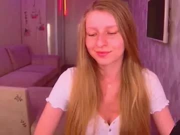 amaliaqueen999 from Chaturbate
