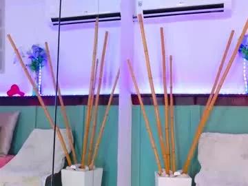 amara_w from Chaturbate