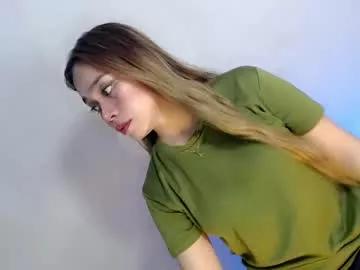 amarahugecock69 from Chaturbate