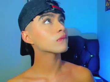 anddy_grey1 from Chaturbate