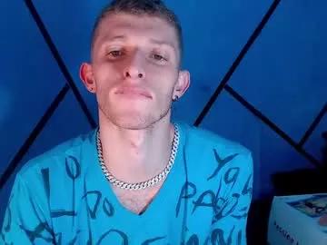 Andrewxbi webcams show profile image 