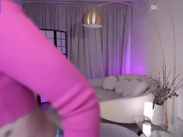 anniehillofficial_ from Chaturbate