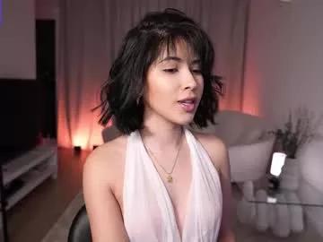 anniehillofficial_ from Chaturbate