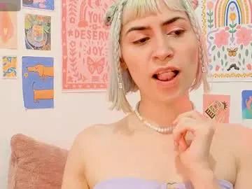 annietinky from Chaturbate