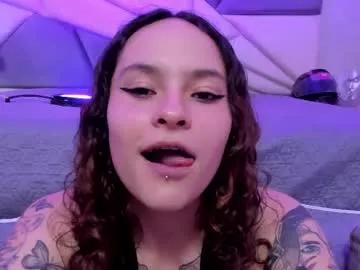 annythomsonn from Chaturbate