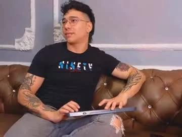 Apolo_burton webcams show profile image 