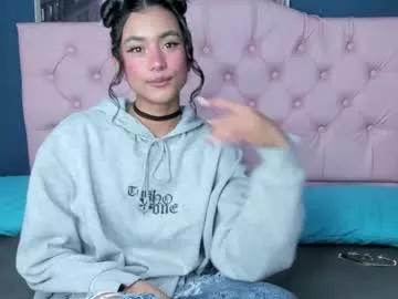 applehot_lr from Chaturbate