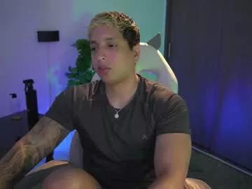 appolo_allen from Chaturbate