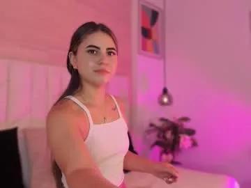 Aria_wood webcams show profile image 