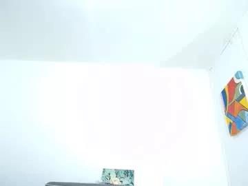 ariacoral from Chaturbate