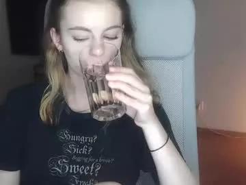 ariacreazy from Chaturbate