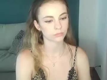 ariacreazy from Chaturbate